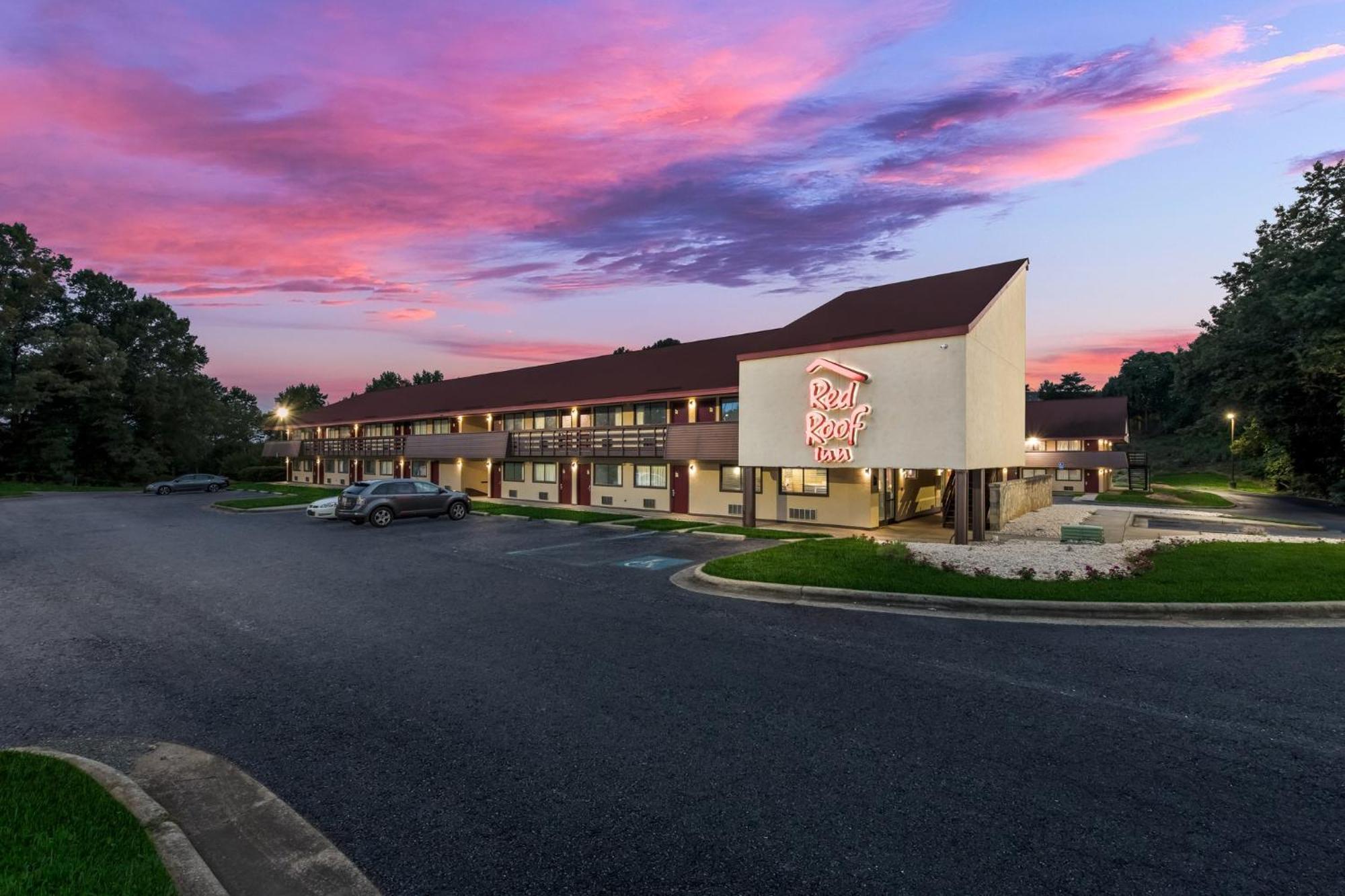 Red Roof Inn Hickory Exterior foto